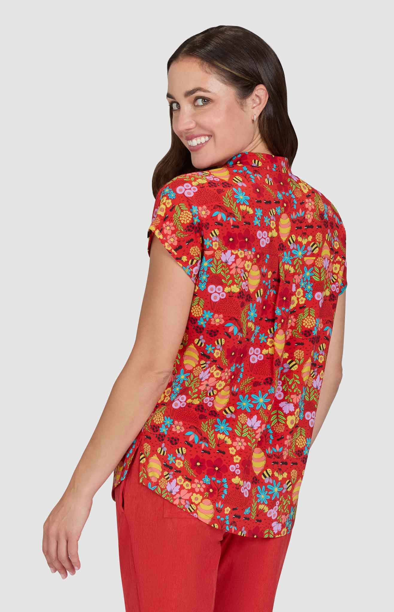 1093PR - koi Ari Print Top