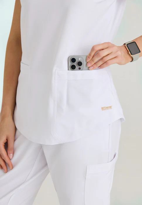 Rhythm 2-Pocket Ciclo® Scrub Top