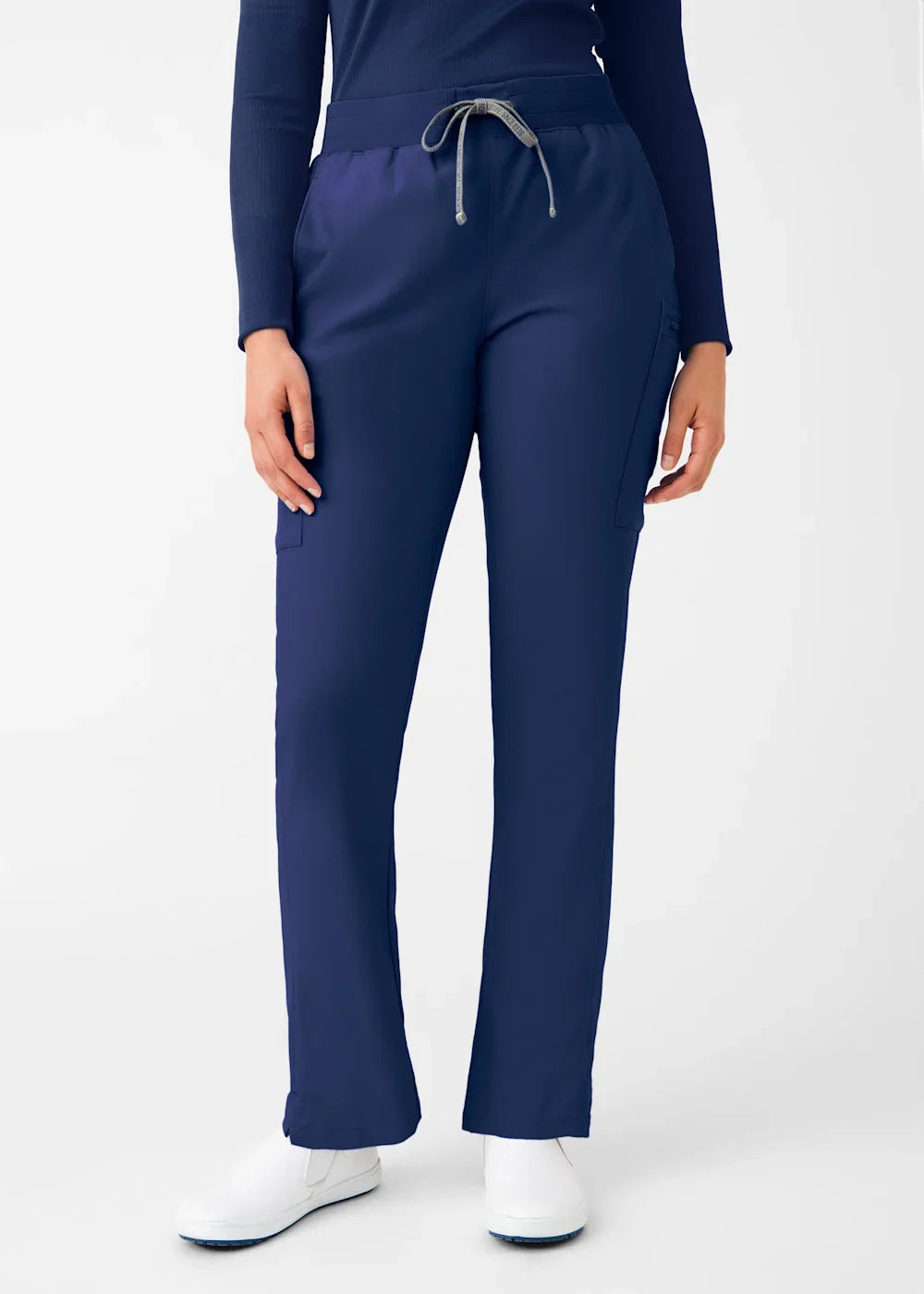 LB400 Women’s Straight-Leg Cargo Scrub Pants